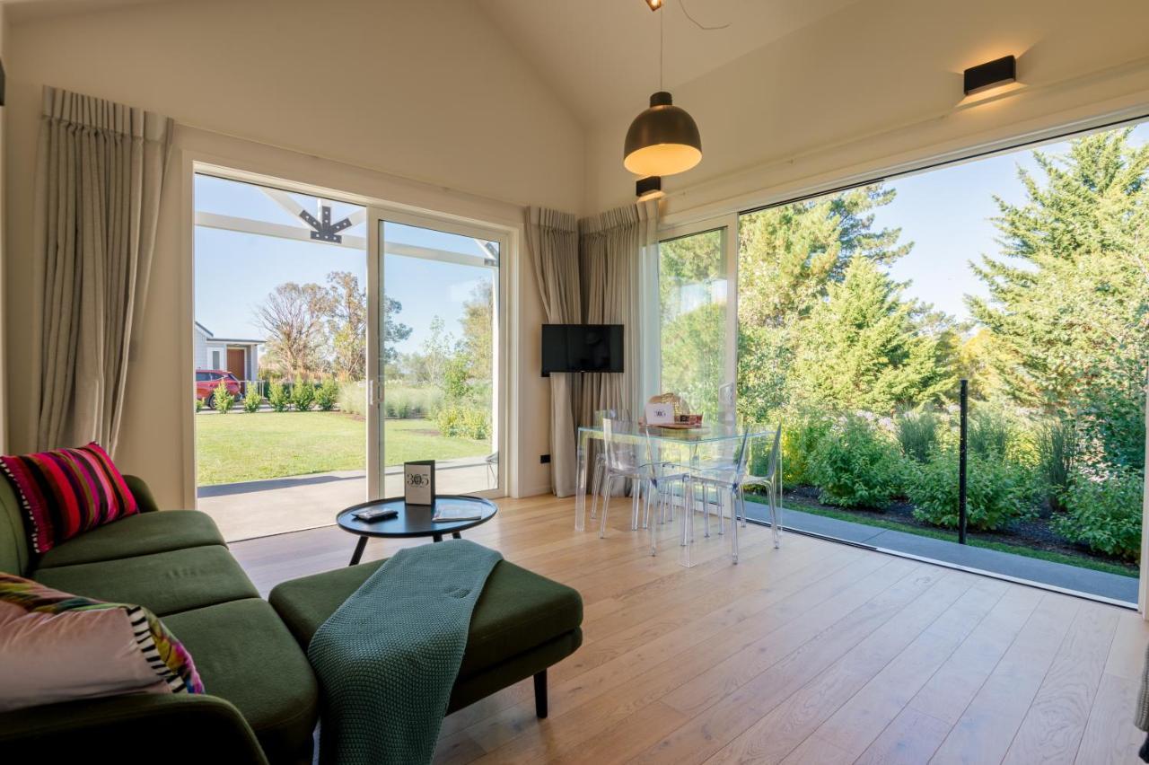 305 In The Vines Villa Havelock North Bagian luar foto