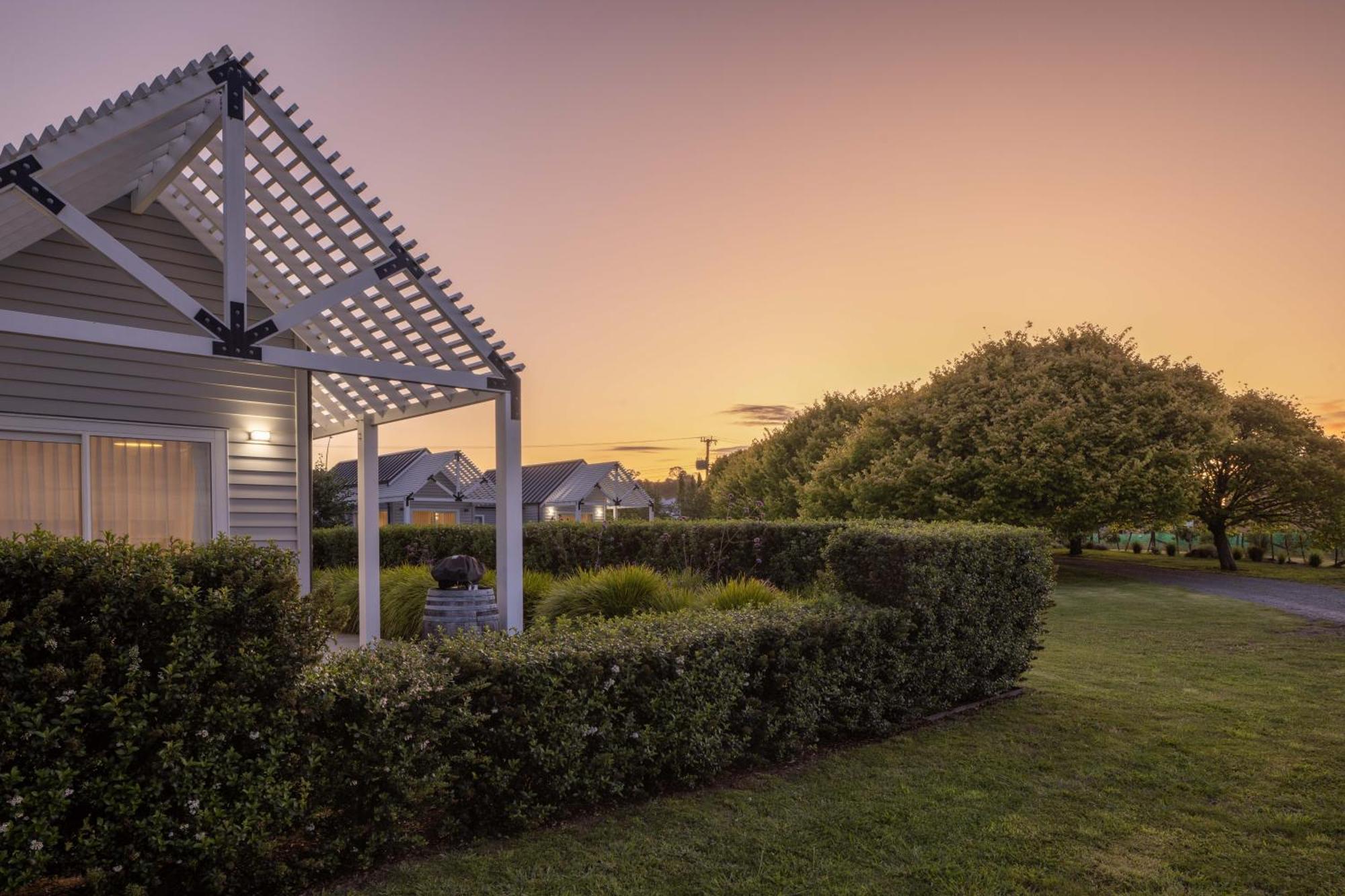 305 In The Vines Villa Havelock North Bagian luar foto